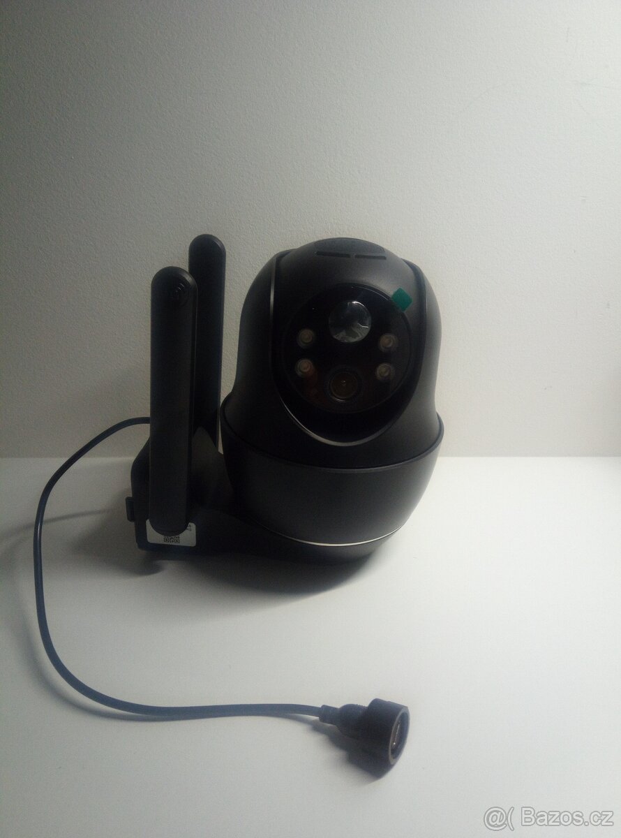 Cinnado B6 2K 360° bezdrátová solární WiFi kamera s PIR alar