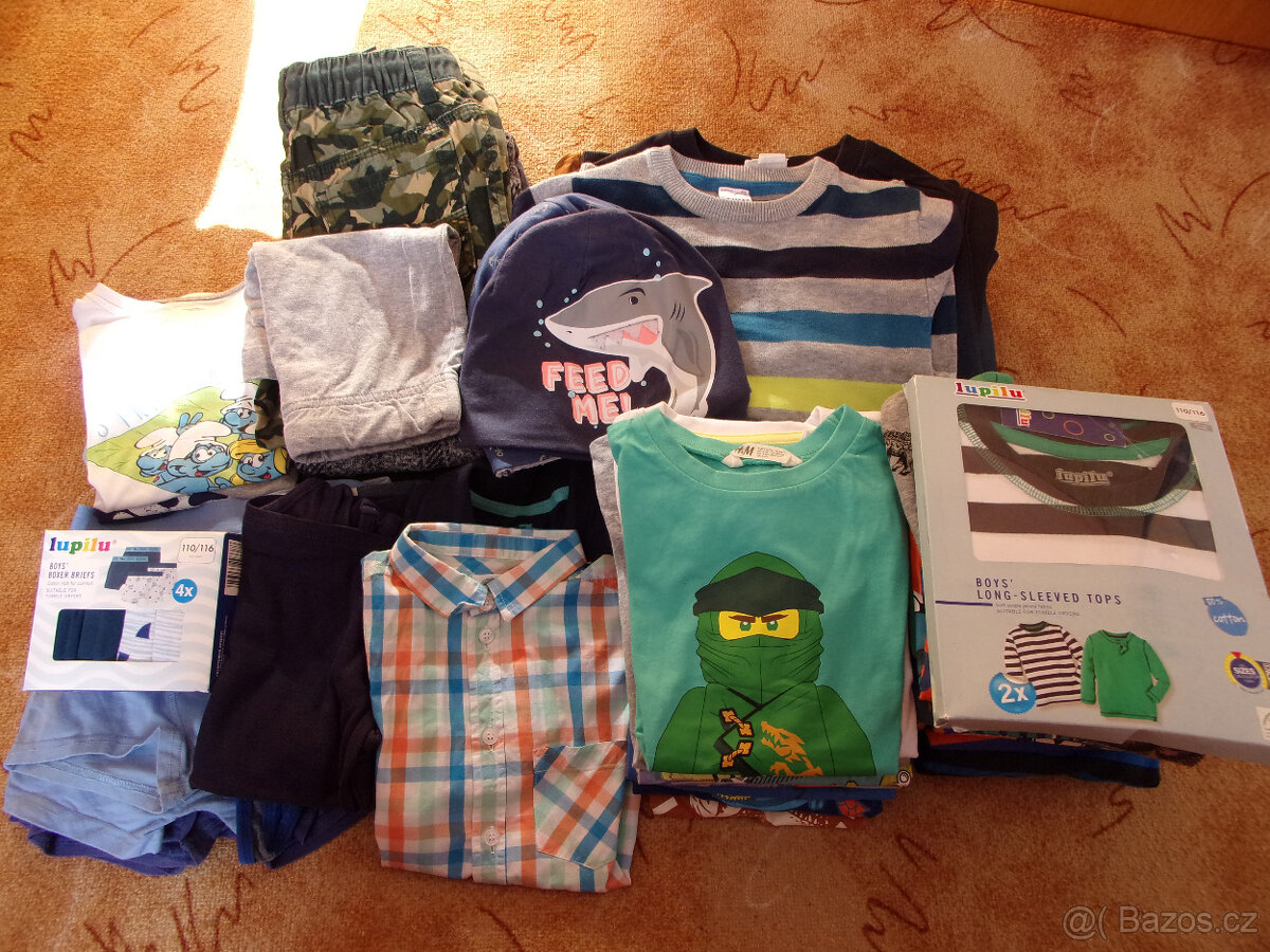 Set oblečení A 110/116