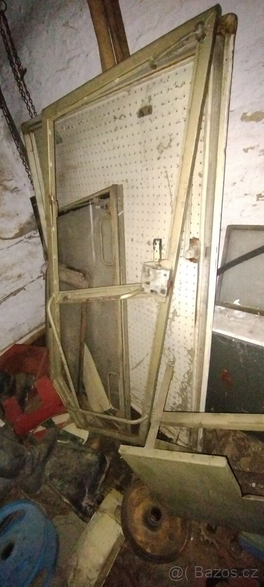 Dveře na Zetor Crystal