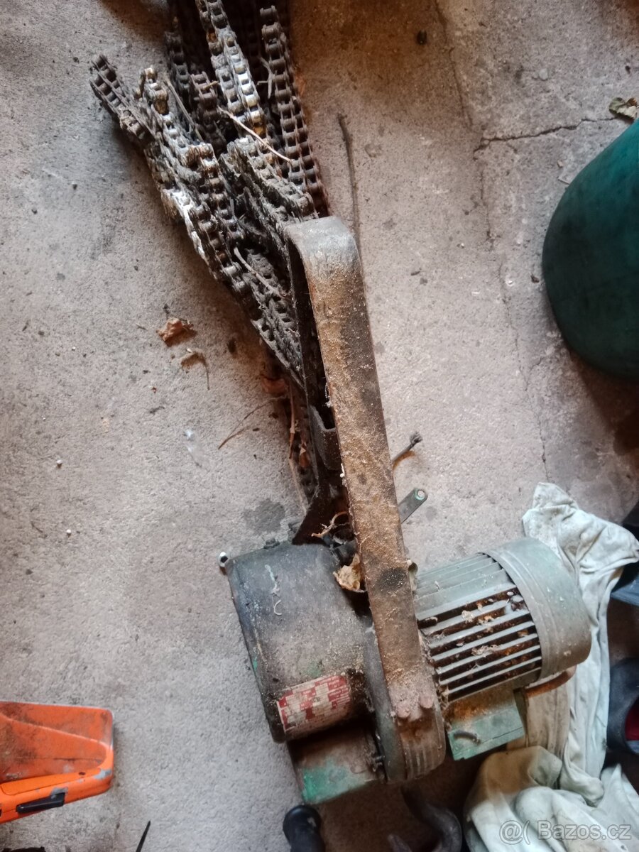 Prodám elektrický kladkostroj