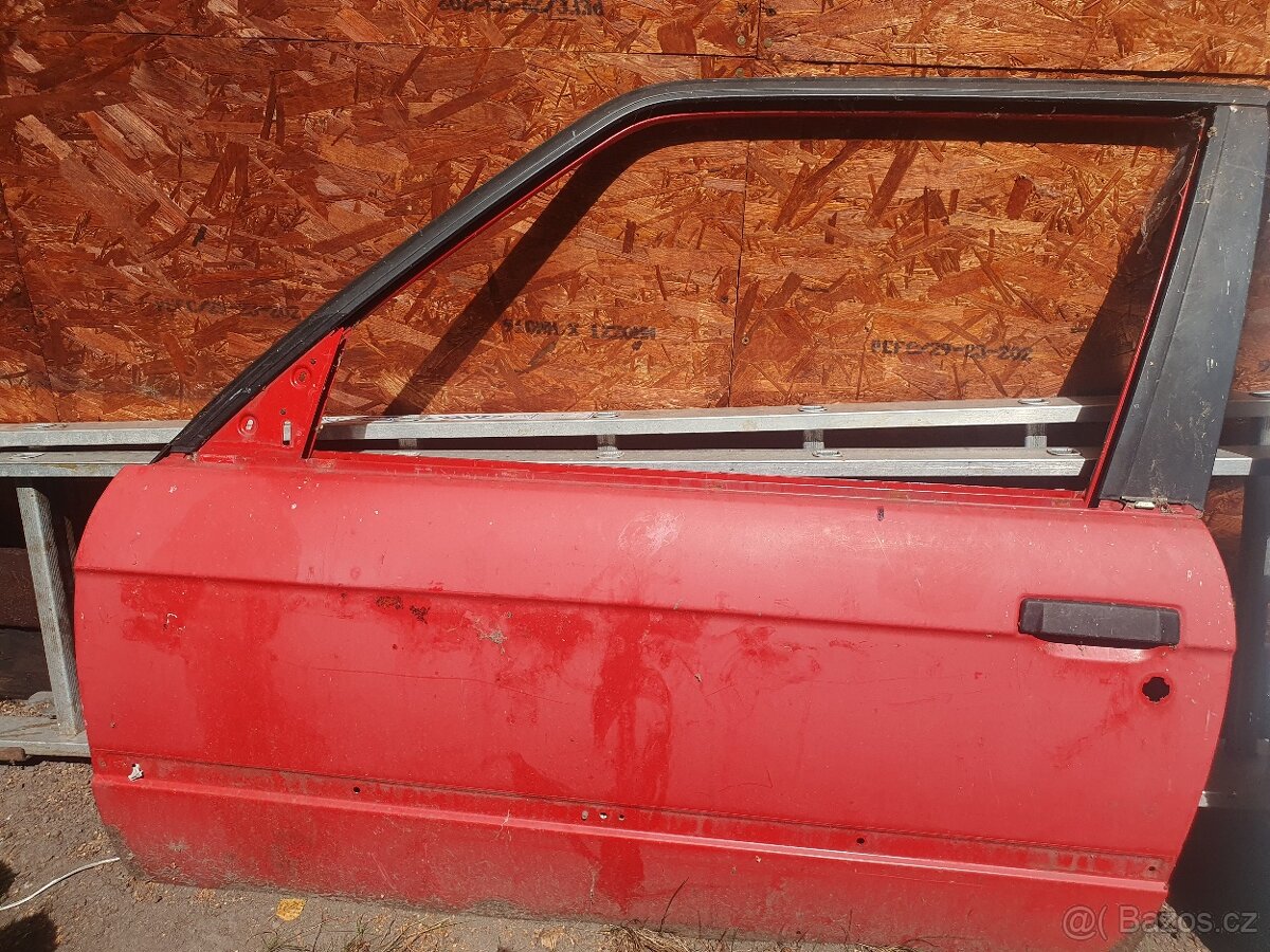 Dveře BMW E30 coupé "plasťák"
