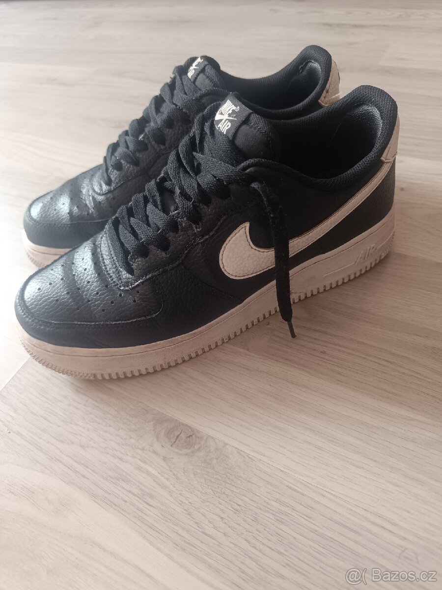 Air Force 1 málo nošené 43 vel