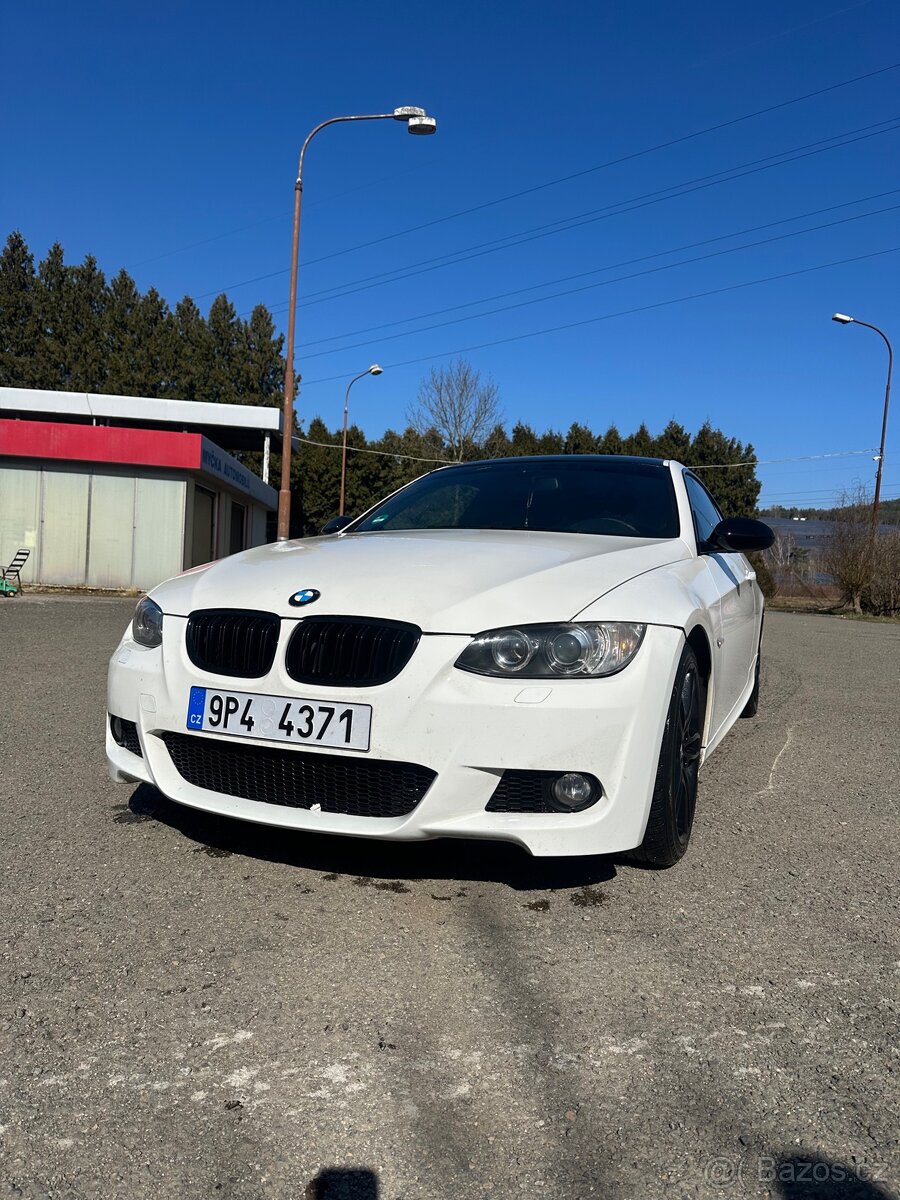 BMW e92,325i