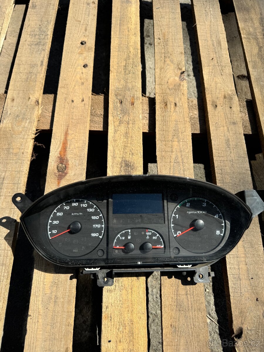Iveco daily budíky