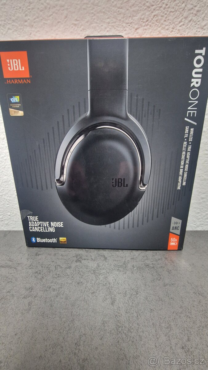Sluchátka JBL TOURONE ONE Wireless