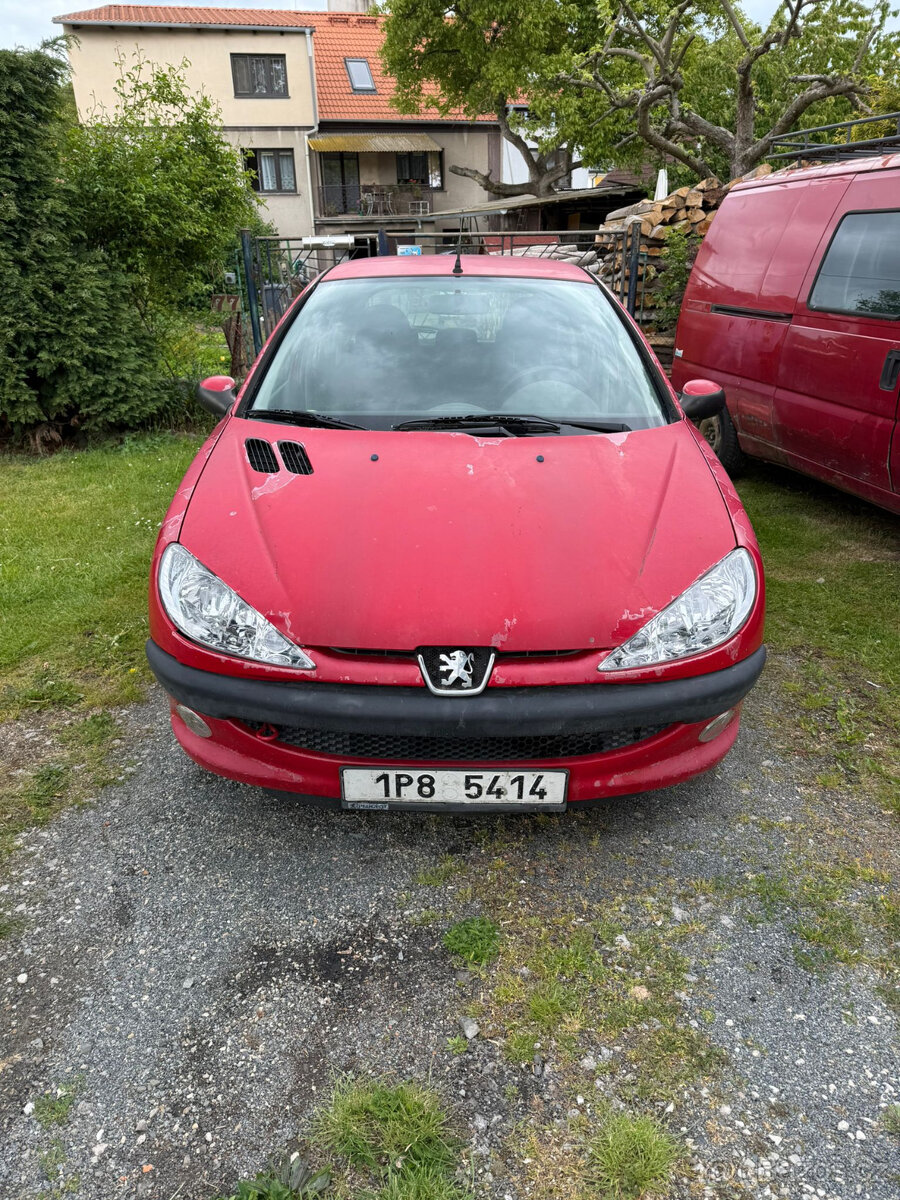 Peugeot 206 na náhradní díly