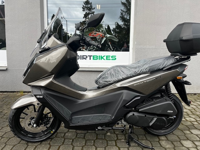 Kymco SkyTown 125