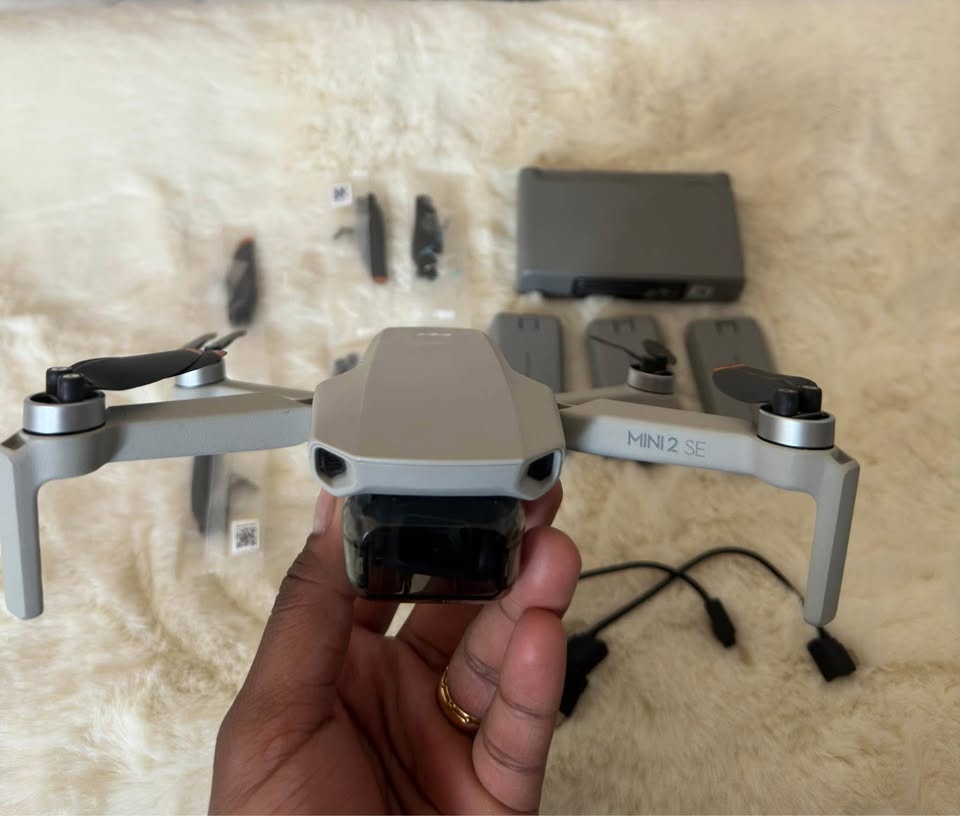 Dron Dji mini 2 se