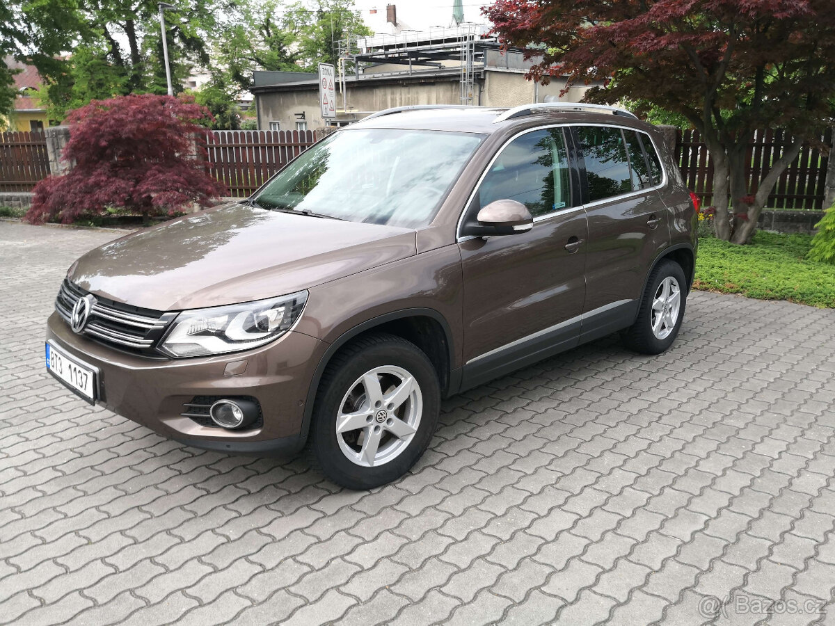 VW Tiguan 2.0 TDi 103kW, manuál, 4x4, Webasto, tažné, odpoče