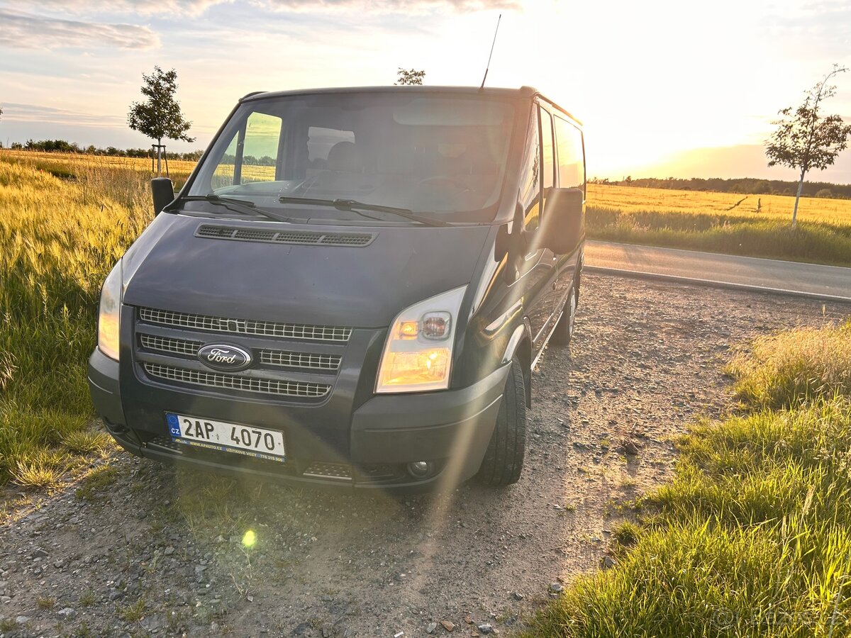 Ford Transit L1H1 6míst