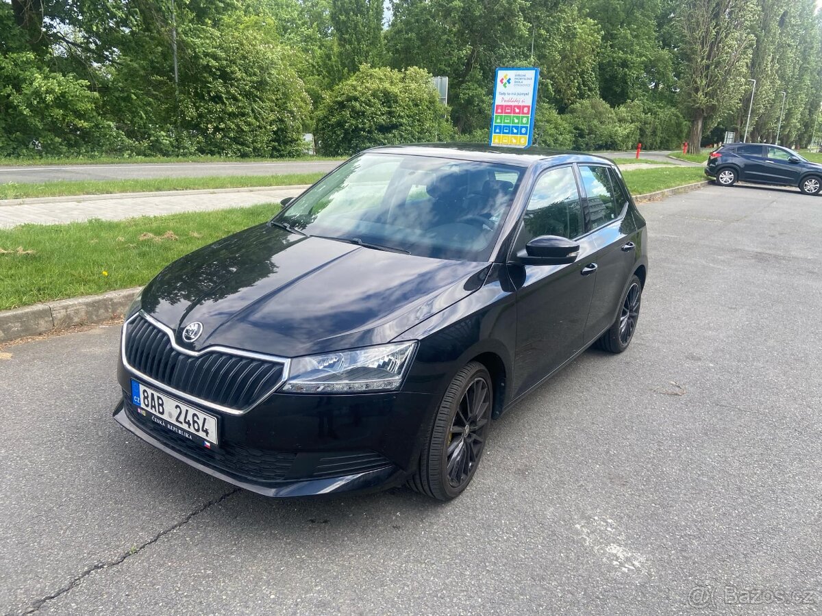 Zachovalá Škoda Fabie 3, malý nájezd, hezký stav