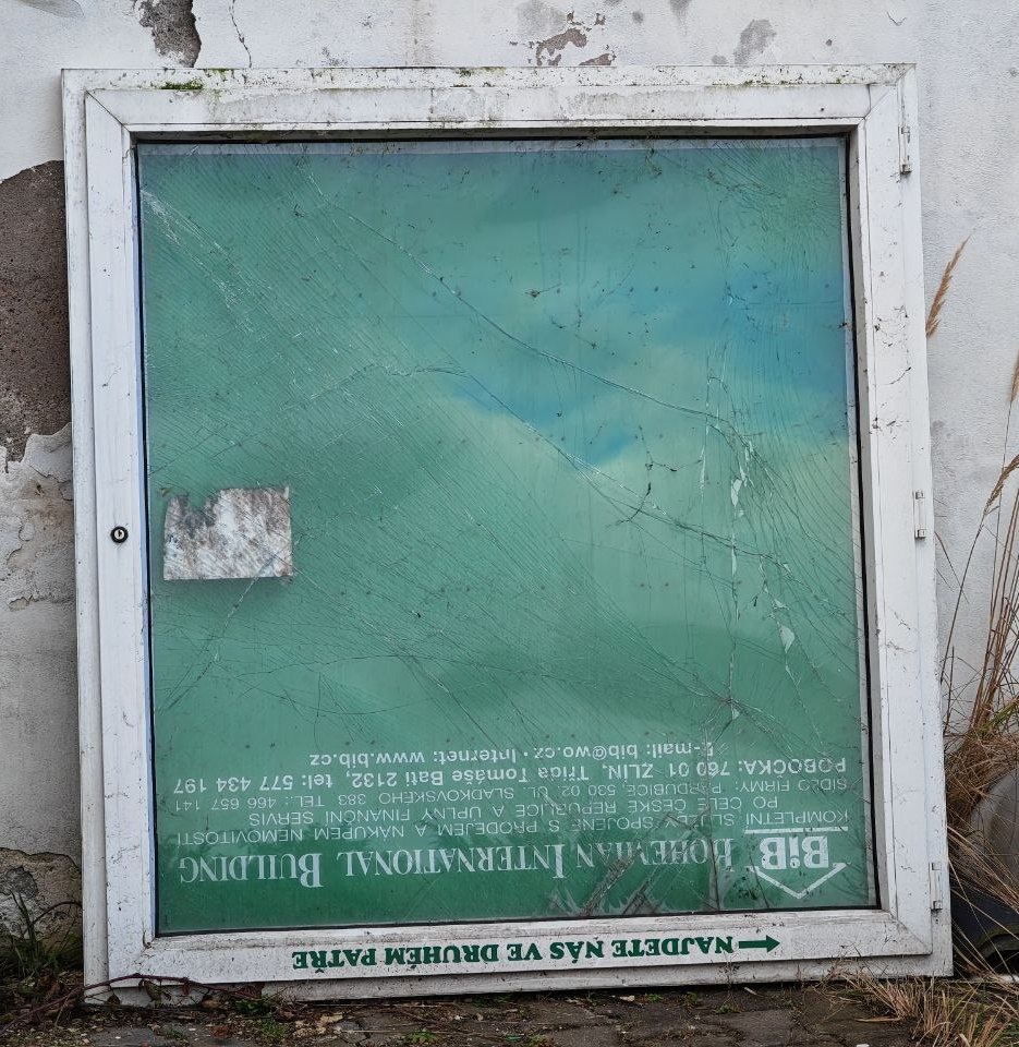 Reklamní plastová vitrína; Oblouková reklama