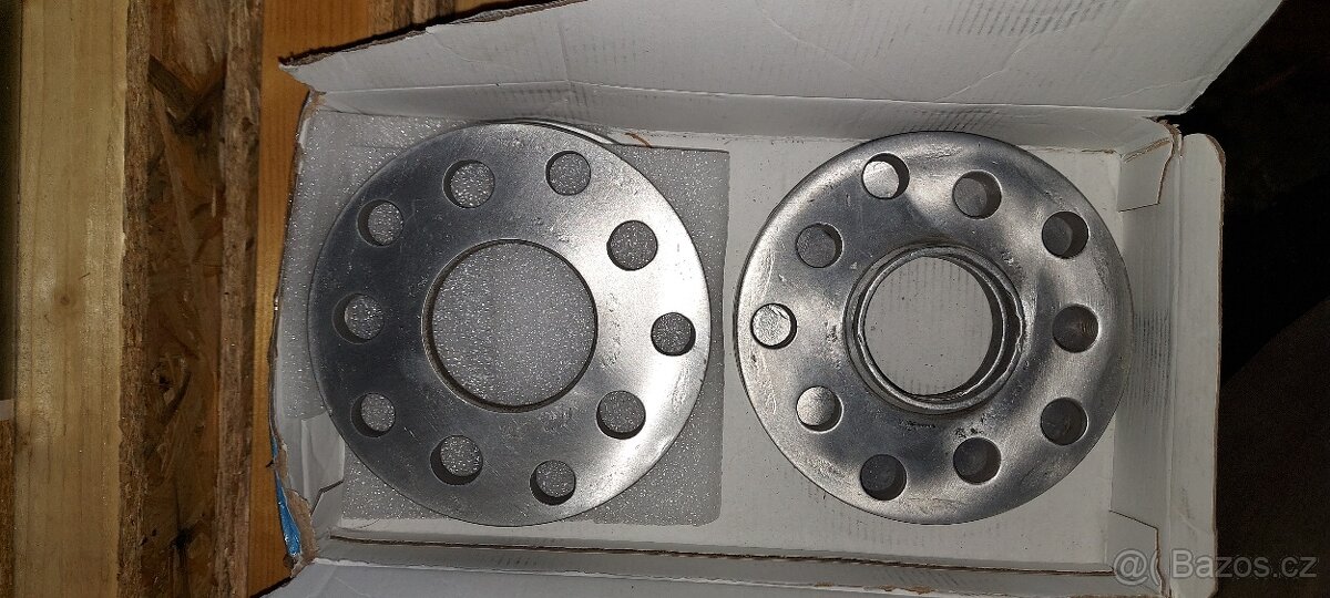 Podložky pod kola 5x100 + 5x112
