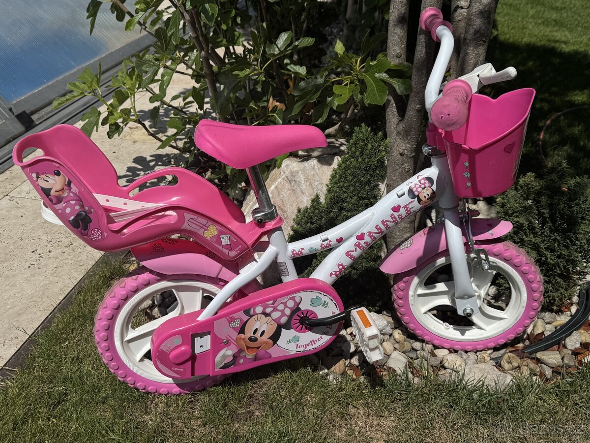 Kolo Minnie s košíkem a sedačkou