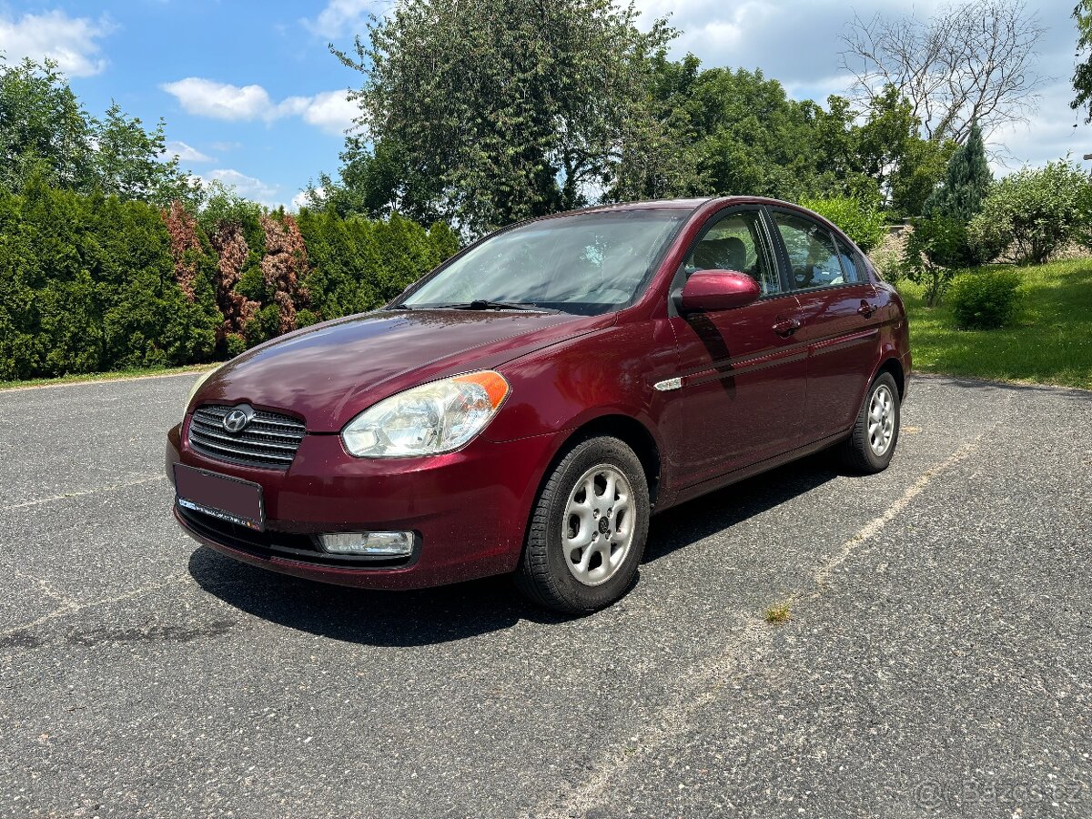 Hyundai Accent 2009 1.4i, 71kw, ČR, NOVÁ STK Servisováno, AC