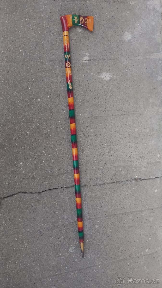 turistická hůl (valaška) + ručně malovaná lžíce, miska