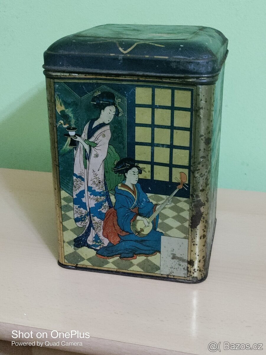 STAROŽITNÁ ORIENTÁLNÍ PLECHOVKA - MOTIV GEISHA