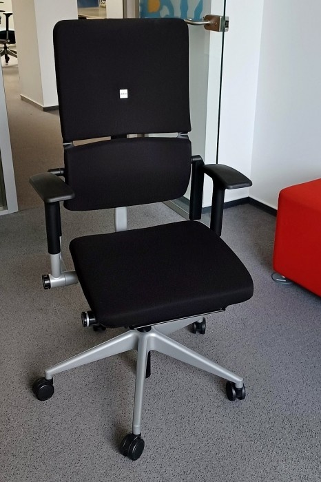 Kancelářská židle Steelcase Please pc 28500,-