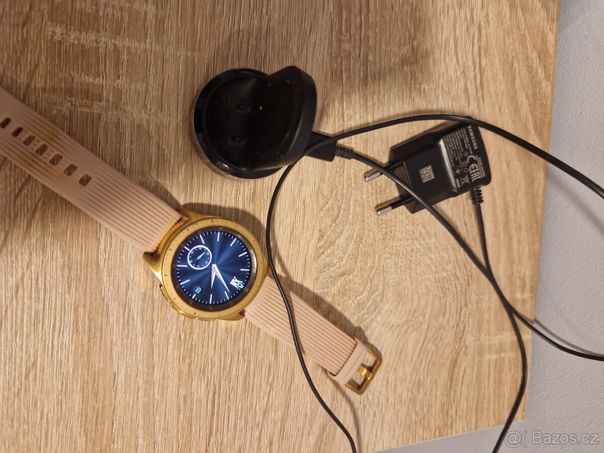 Damske chytre hodinky samsung