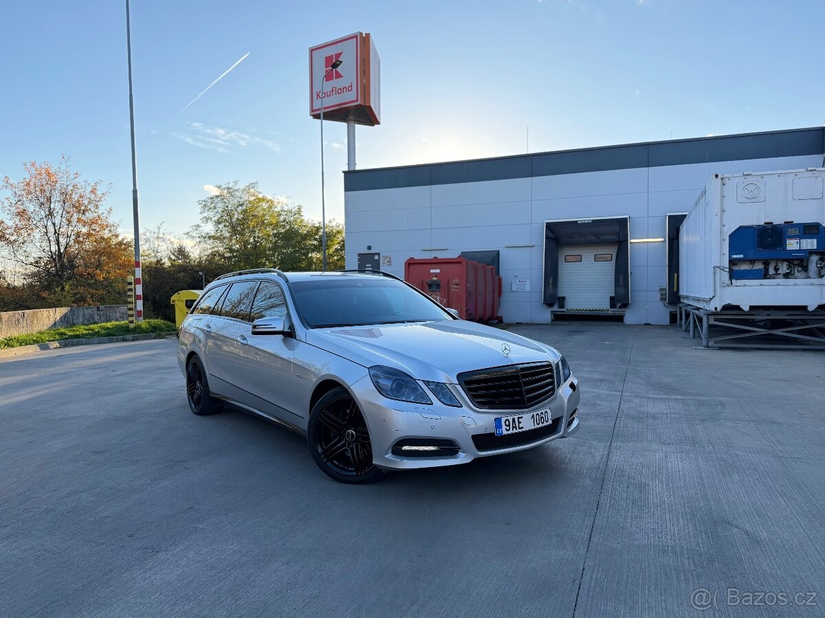 Mercedes-Benz W212 E250 CDI