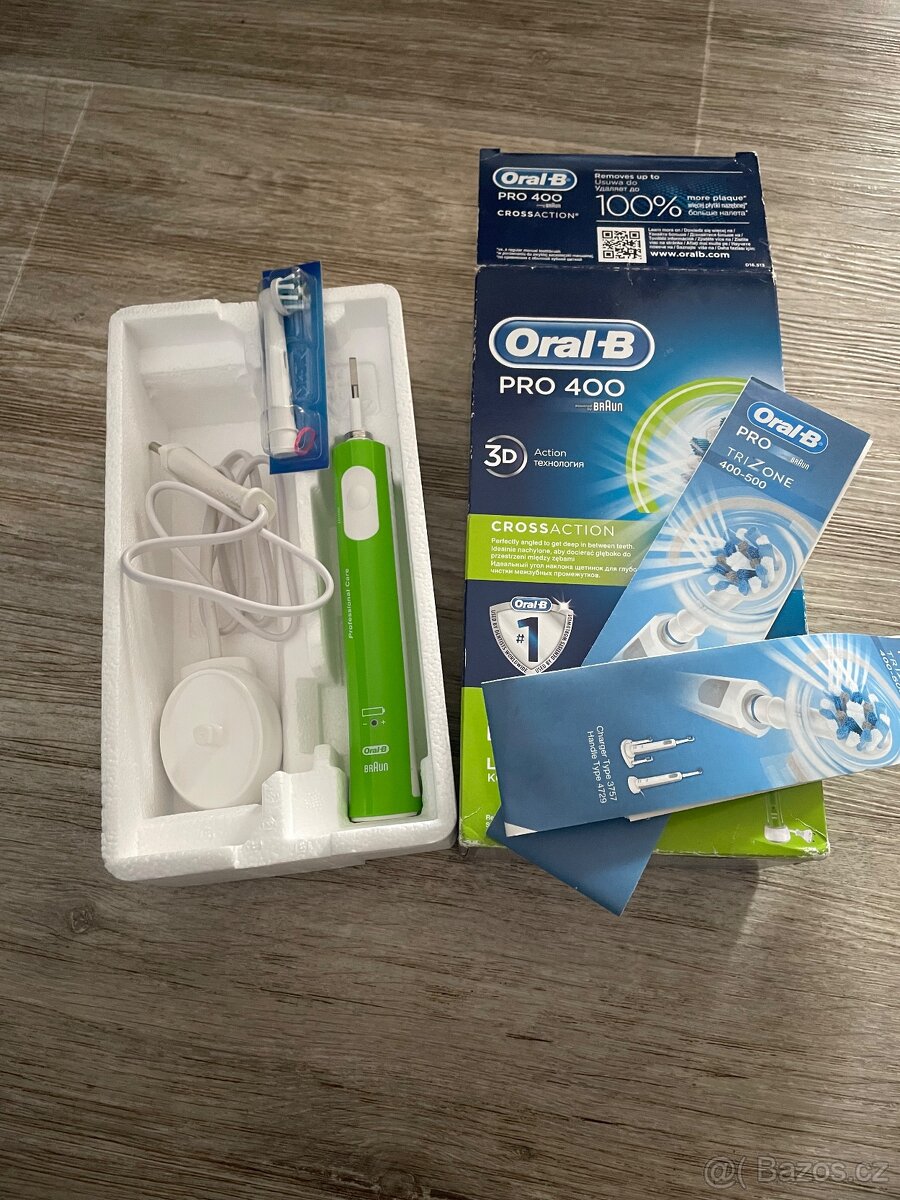 Elektrický zubní kartáček