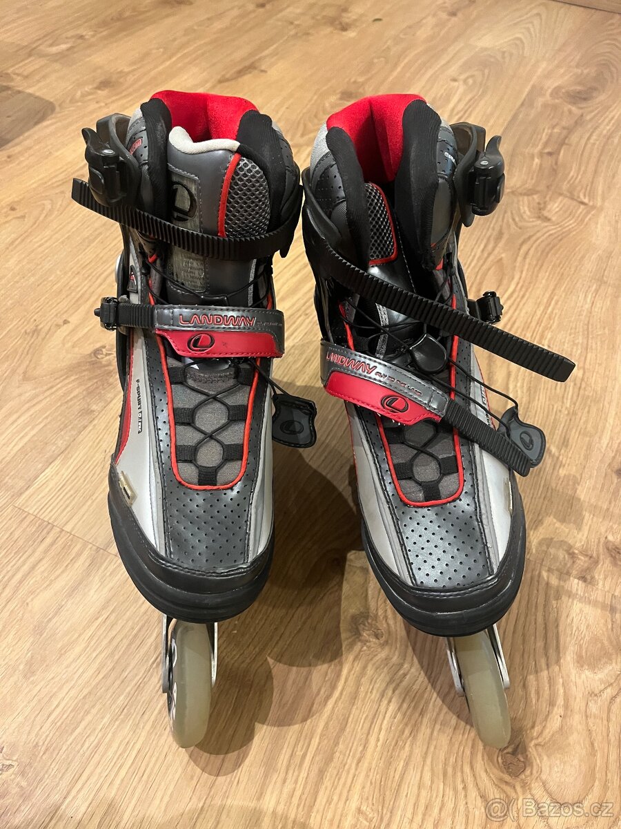 Pánské kolečkové brusle 45