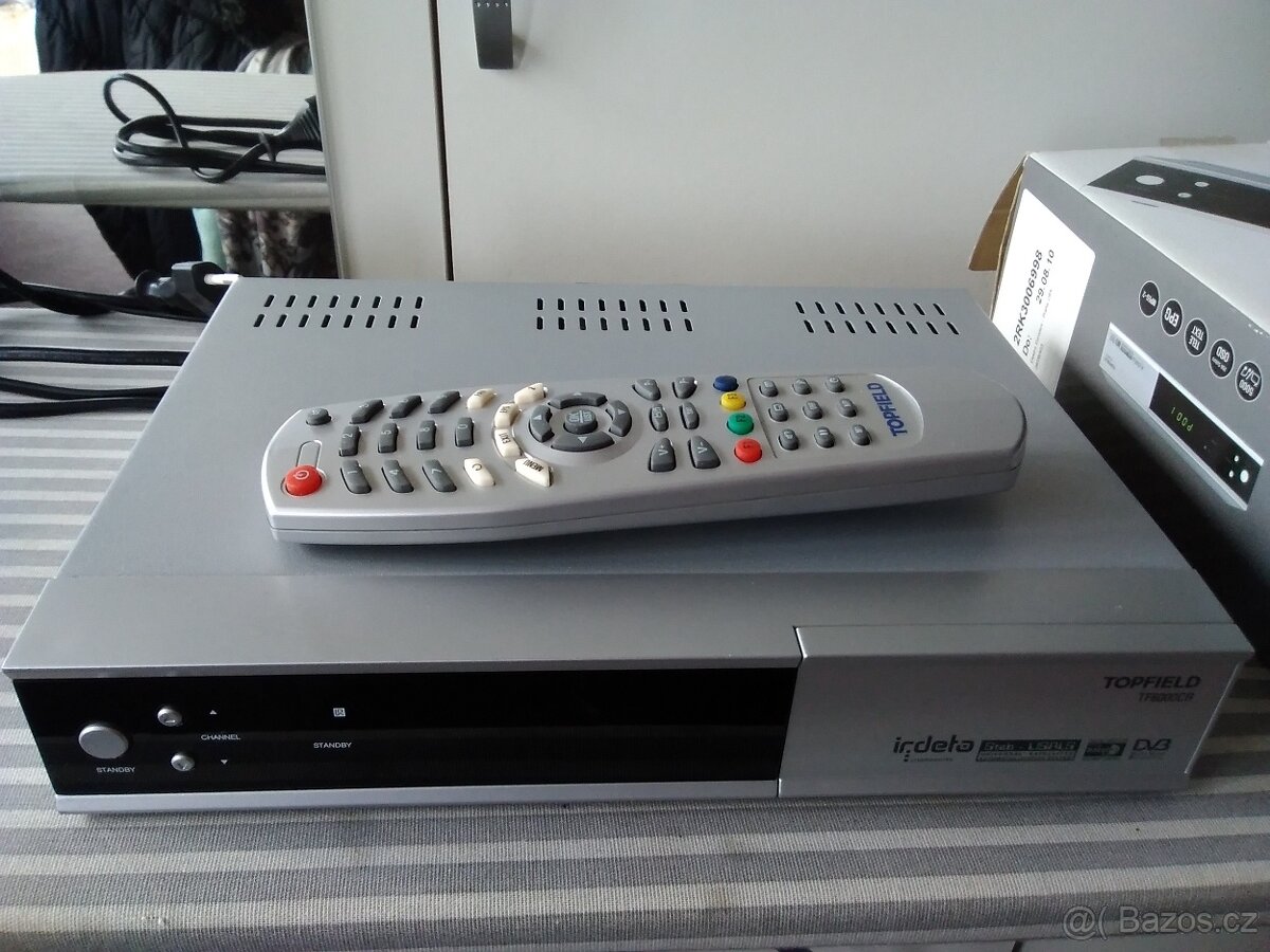 Digitální satelitní přijímač Topfield TF6000CR