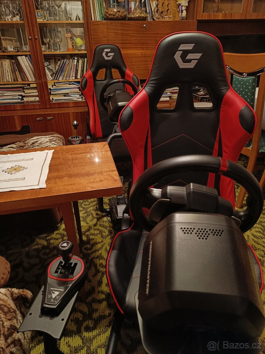 Závodní simulátory 2x (kompletní) PS5 + PC