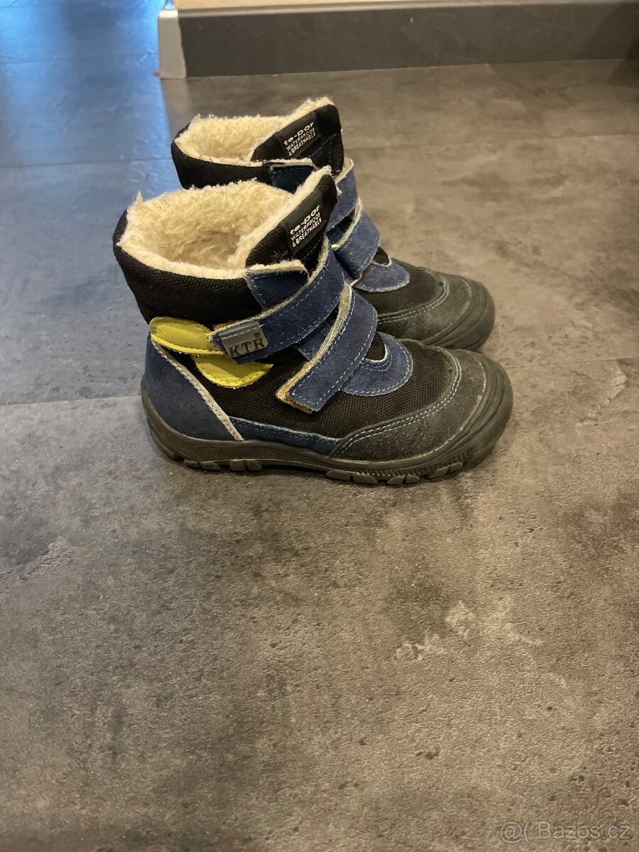 Dětské boty velikost 23