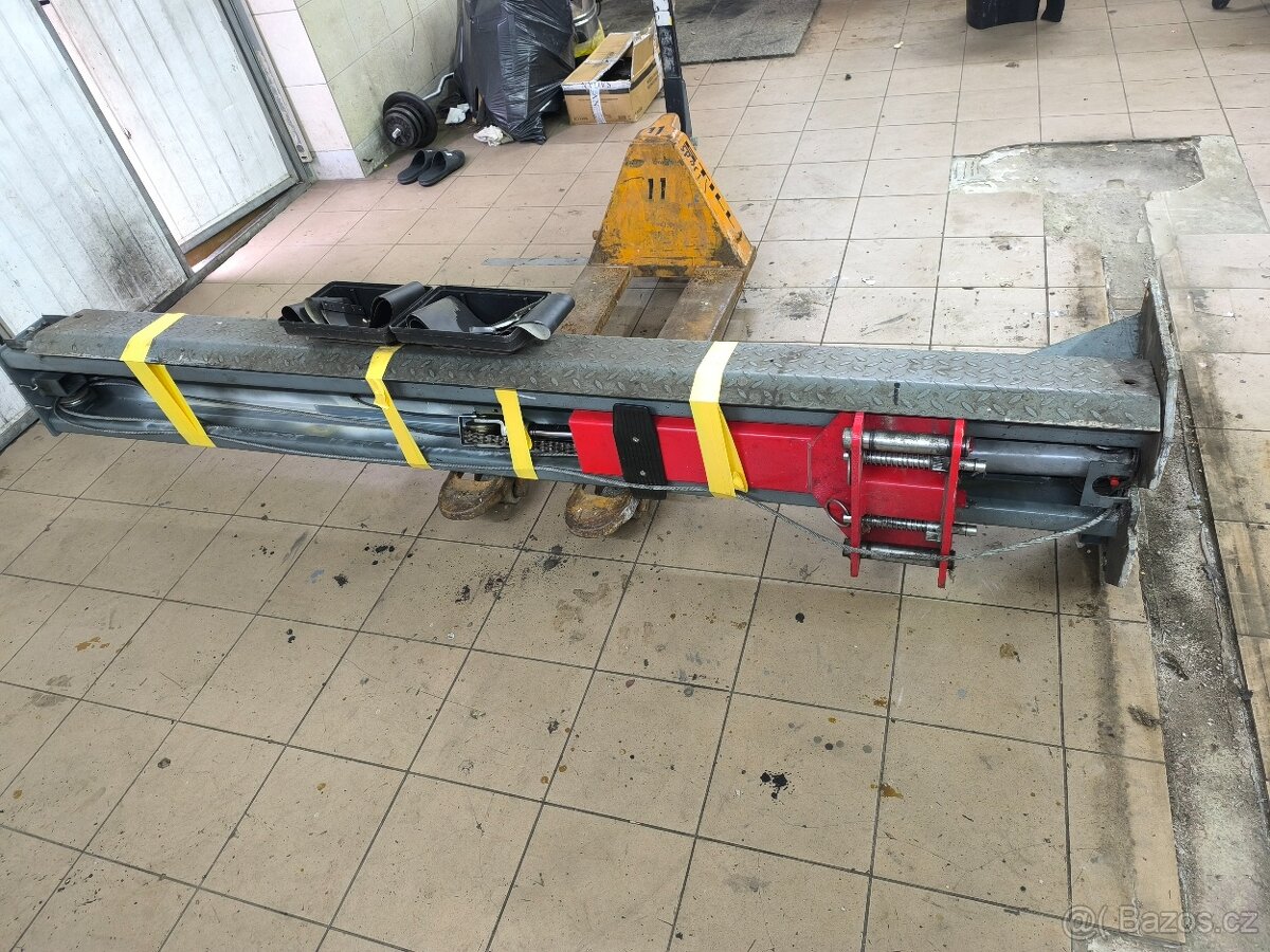 Prodám zvedák 4t