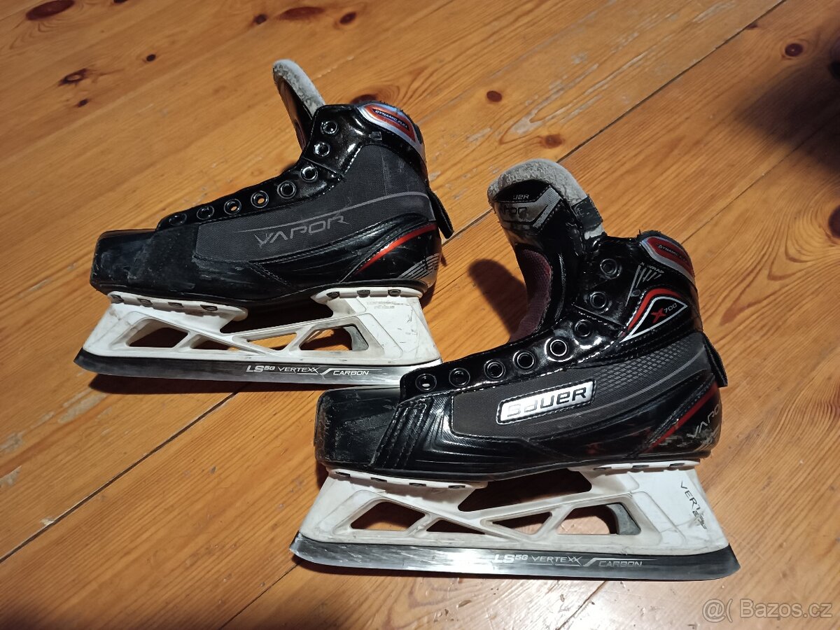 Brankářské brusle vel 38,5 Bauer X700