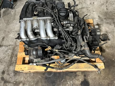 Prodám Motor 1.8 20v 92KW AGN