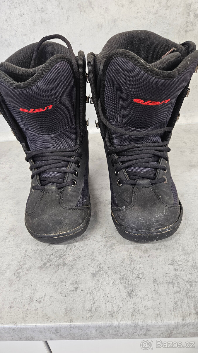 Boty na snowboard