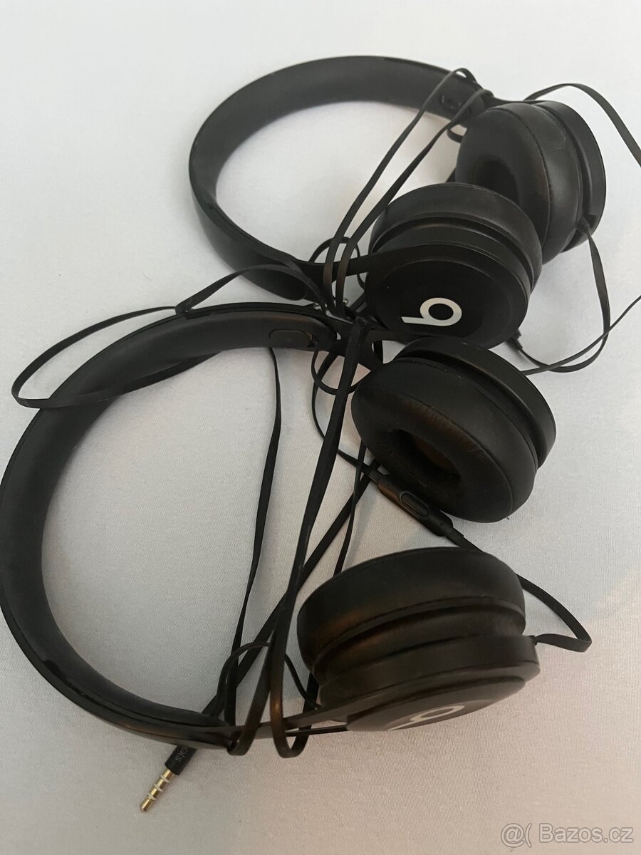 2x Beats sluchátka funkční
