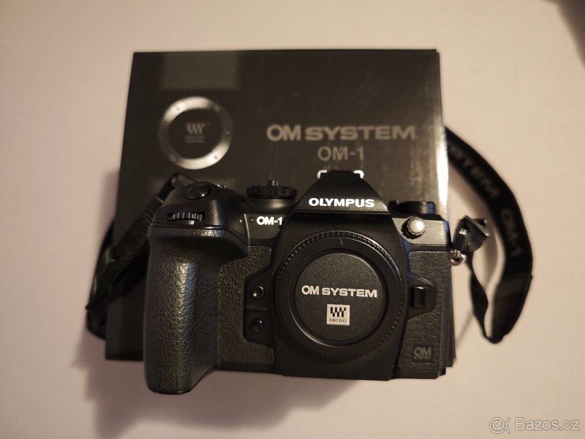 OM SYSTEM OM-1 tělo + náhradní baterie