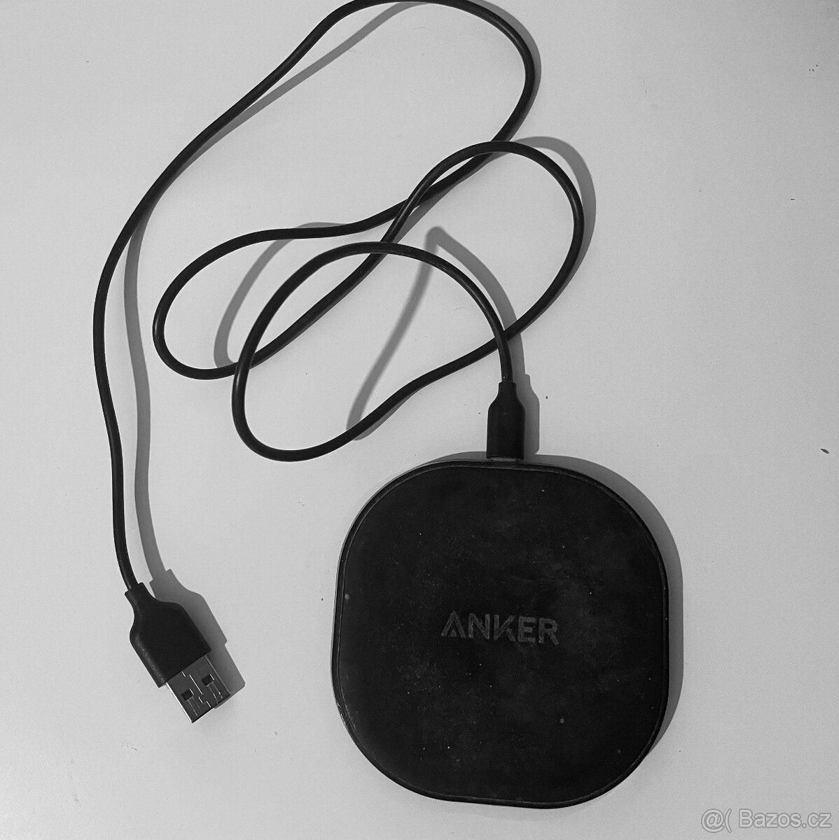 Anker Bezdratova Nabijecka 10W