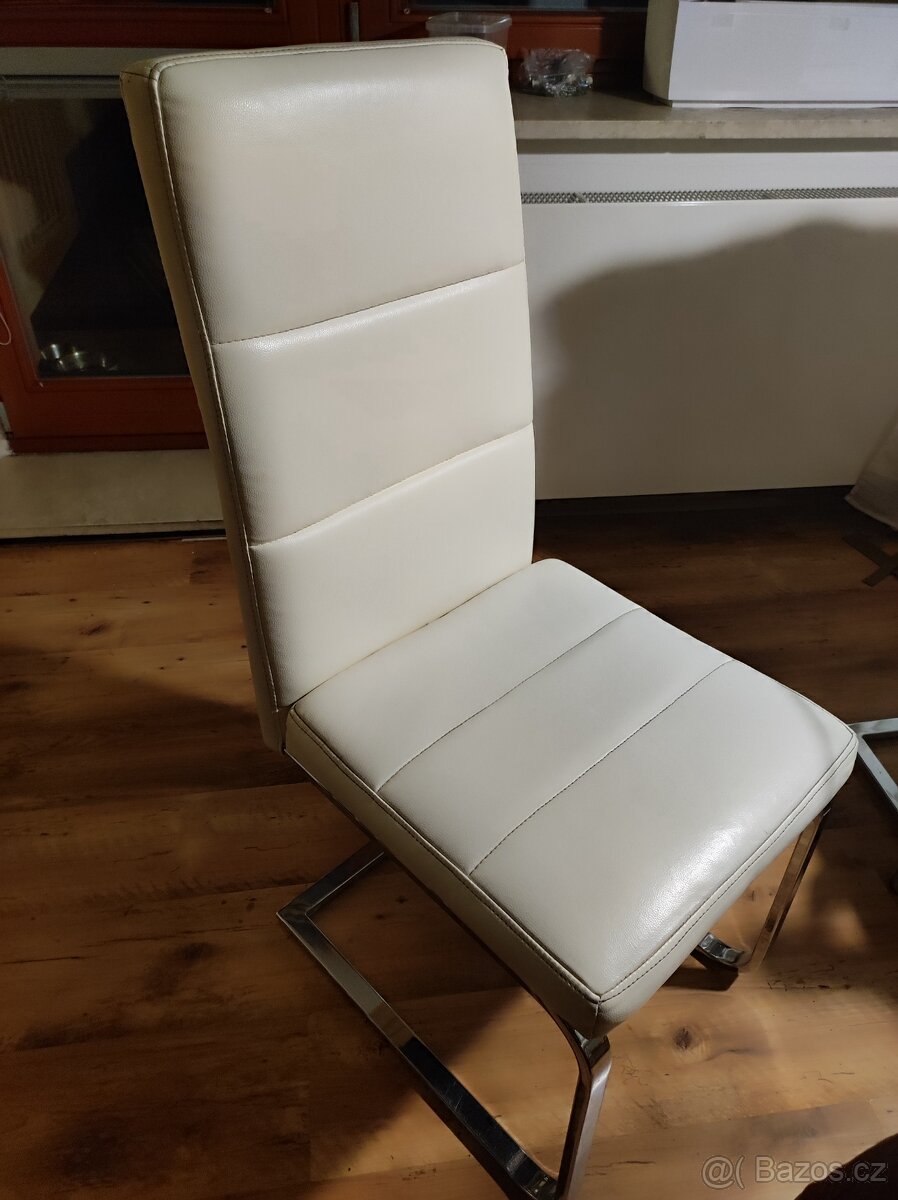 Židle 6x 1300 Kč celkem