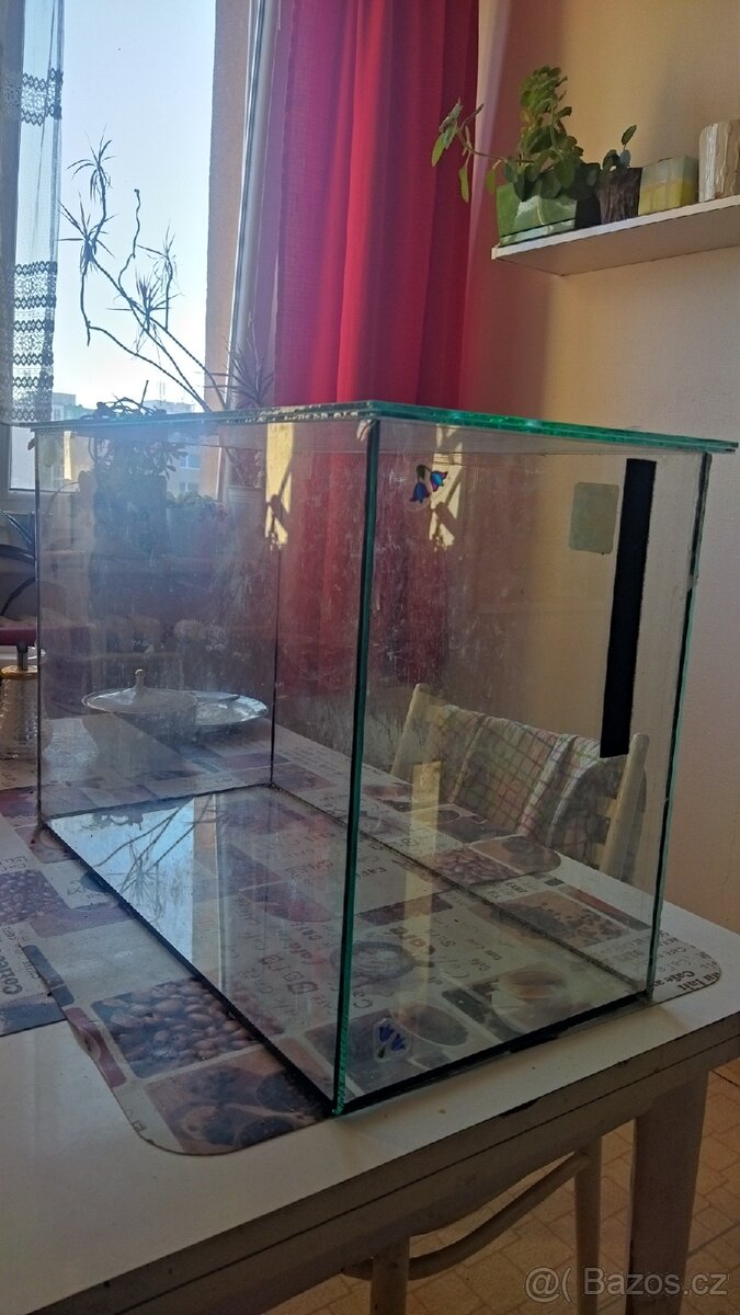 Akvárium 50x25x30 cm (44 l)