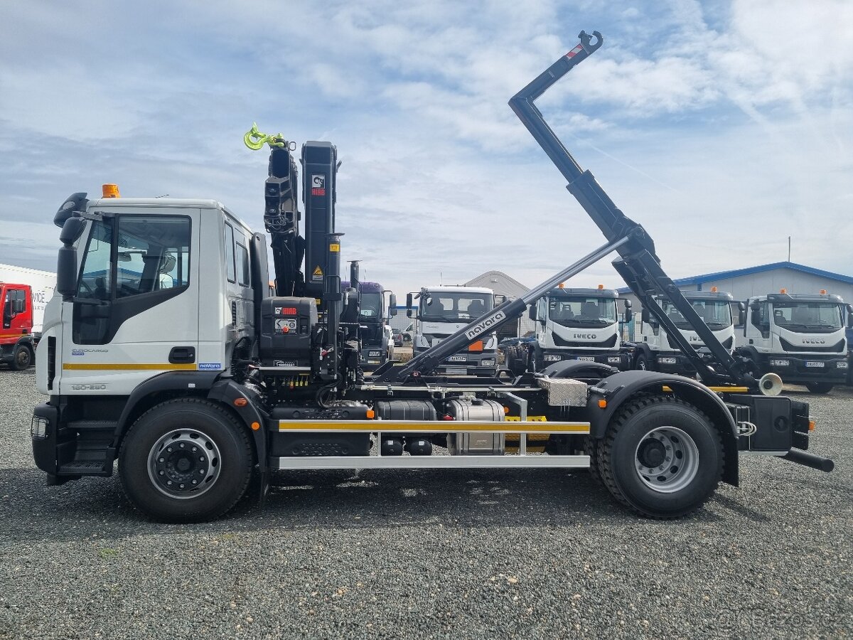 NOVÉ IVECO 180E28 RUKA HIAB 158 + NOSIČ KONTEJNERU 10T
