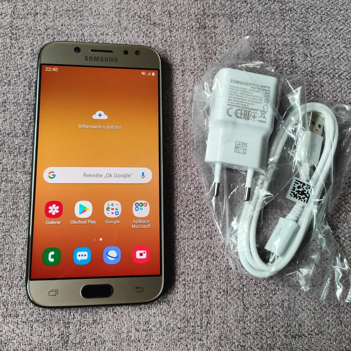 Samsung Galaxy J5 Duos (2017)- 5,2" AMOLED/ NFC/ LTE