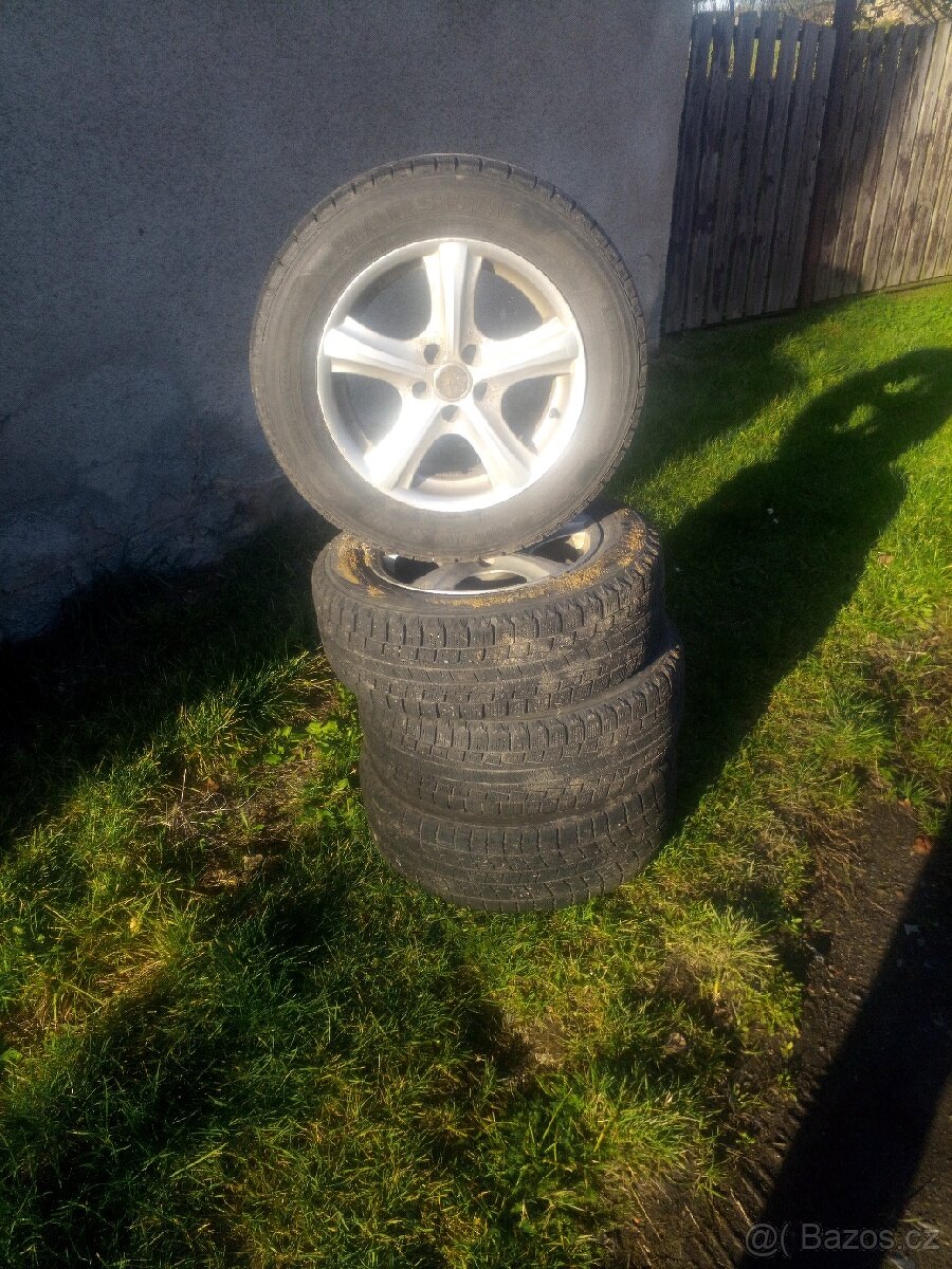 Zimní 195/65r15
