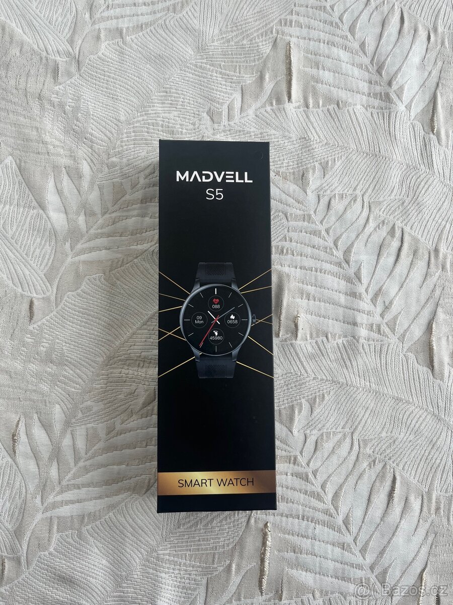 Digitální hodinky madvell
