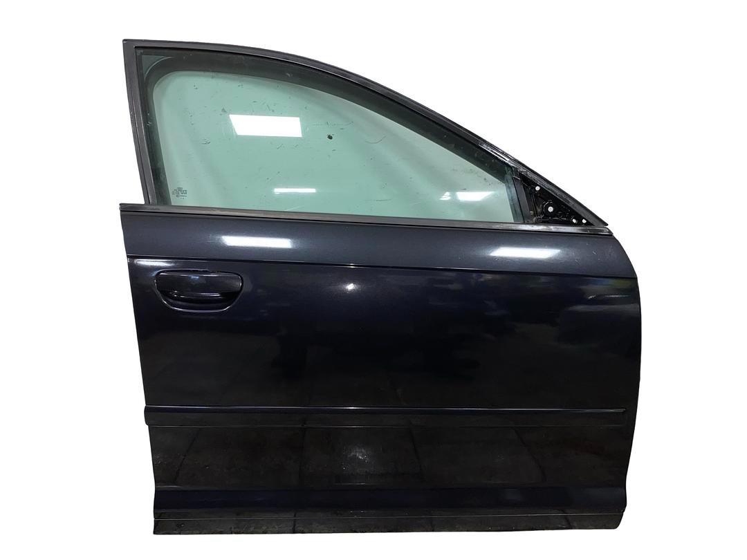 Pravé přední dveře černá LZ9W Audi A3 8P sportback r.v. 2005