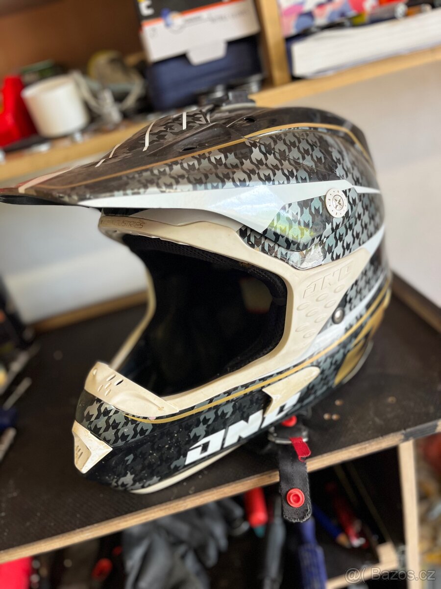 Helma na motokros