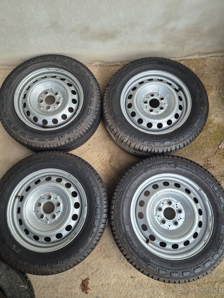 Orig.letni sada Mercedes vito 5x112R16"Et-60