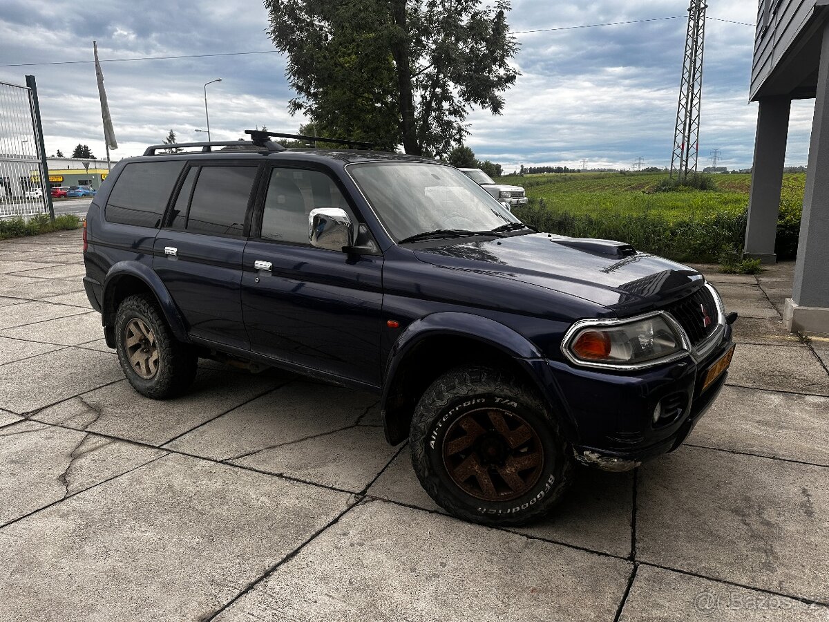 Mitsubishi Pajero Sport r.v. 2000