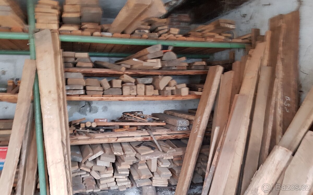 Dubové a jasanové  fošny, prkna