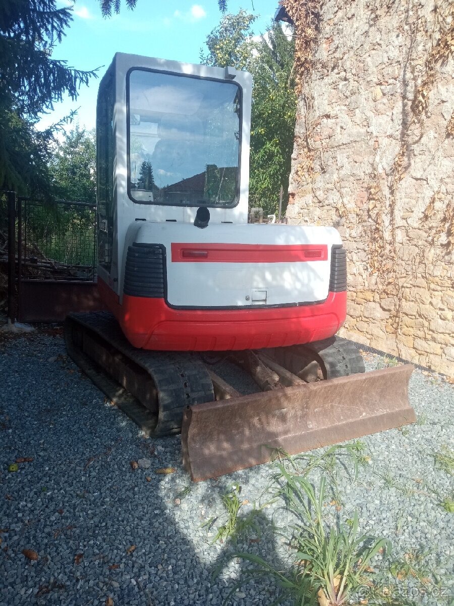 Práce s bagrem ( zemní práce)