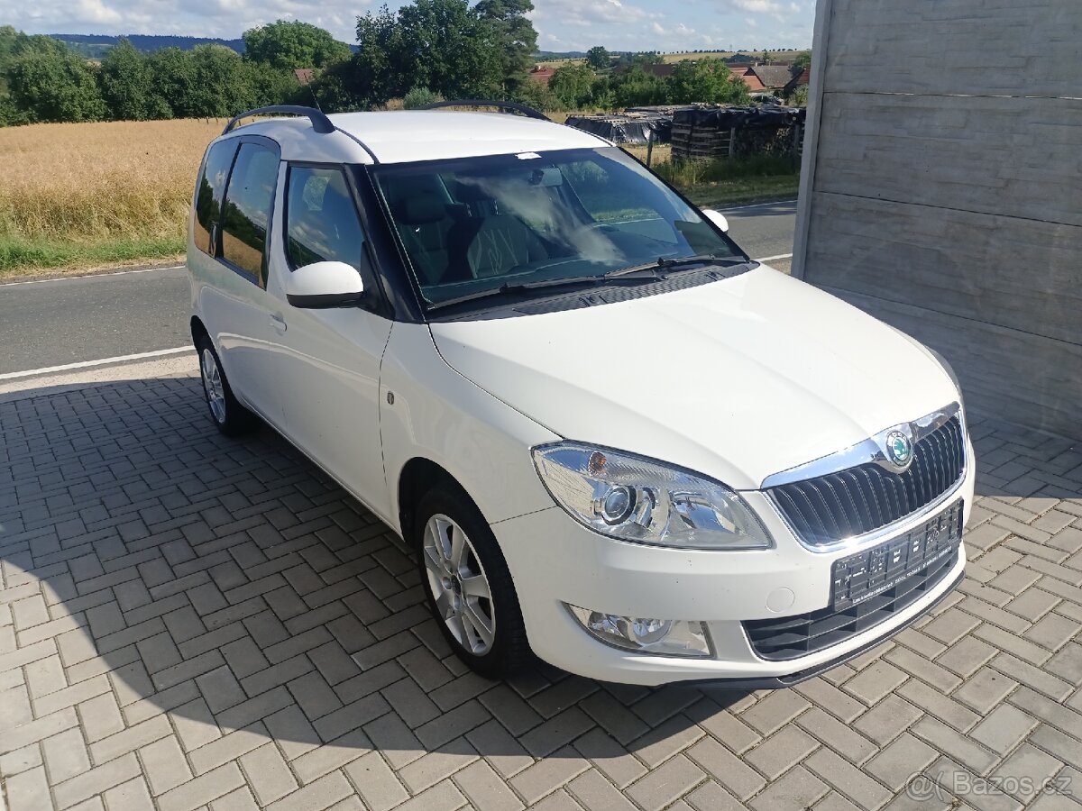 Škoda Roomster 1.6TDi, servisní kniha, tažné zařízení