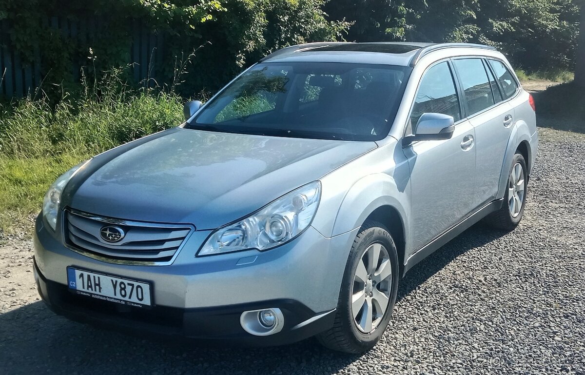 SUBARU OUTBACK 3,6 R benzín 260 HP
